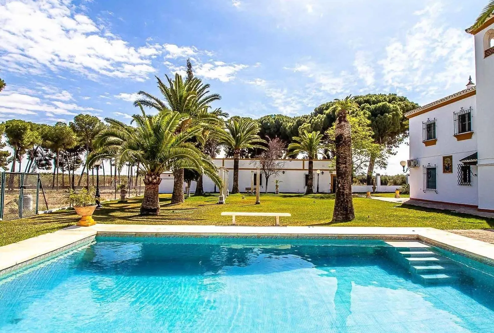 Feriehus Hacienda El Corchuelo En Marchena Villa