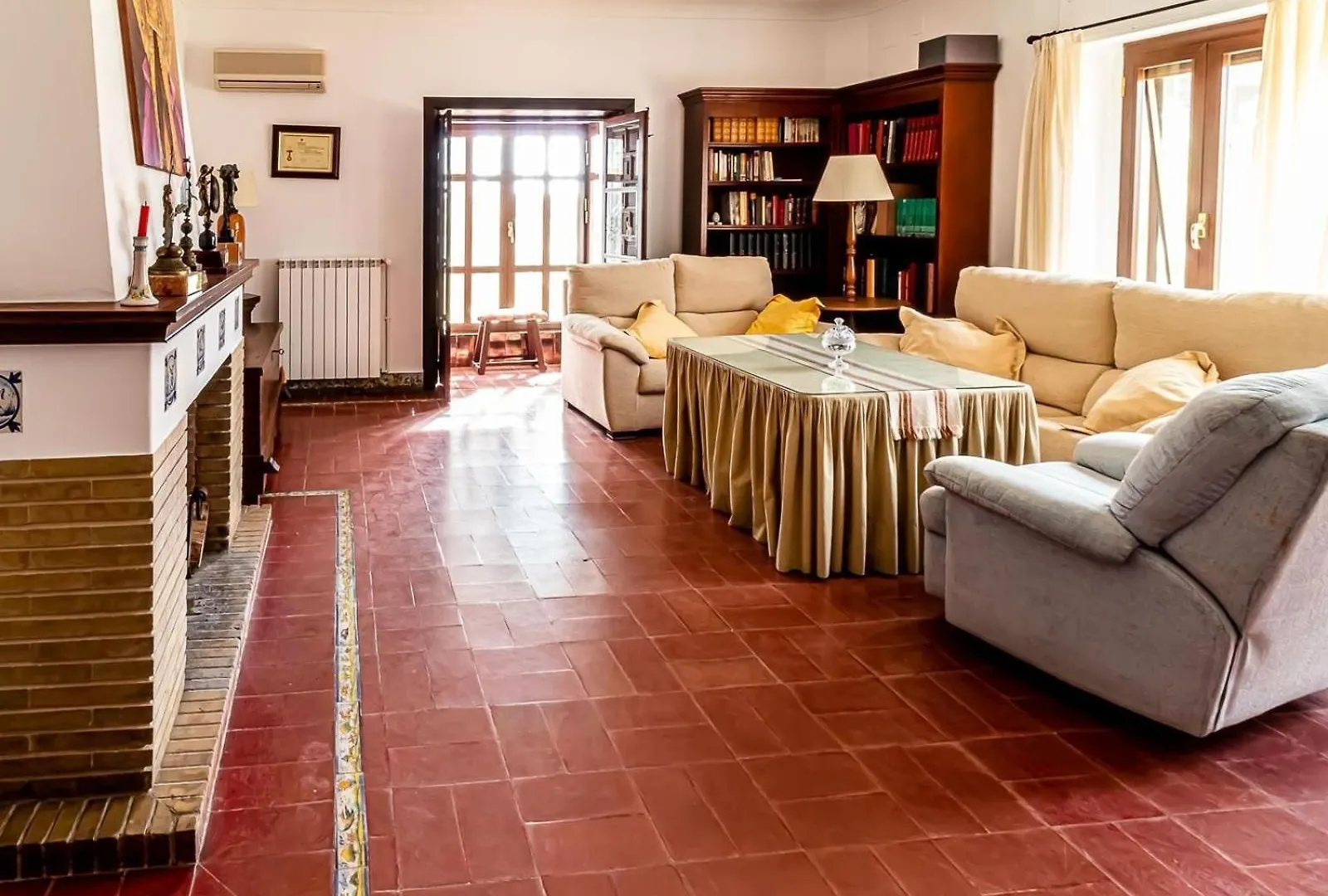 Hacienda El Corchuelo En Marchena Villa